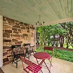 Beautiful Historic House In Amish Country