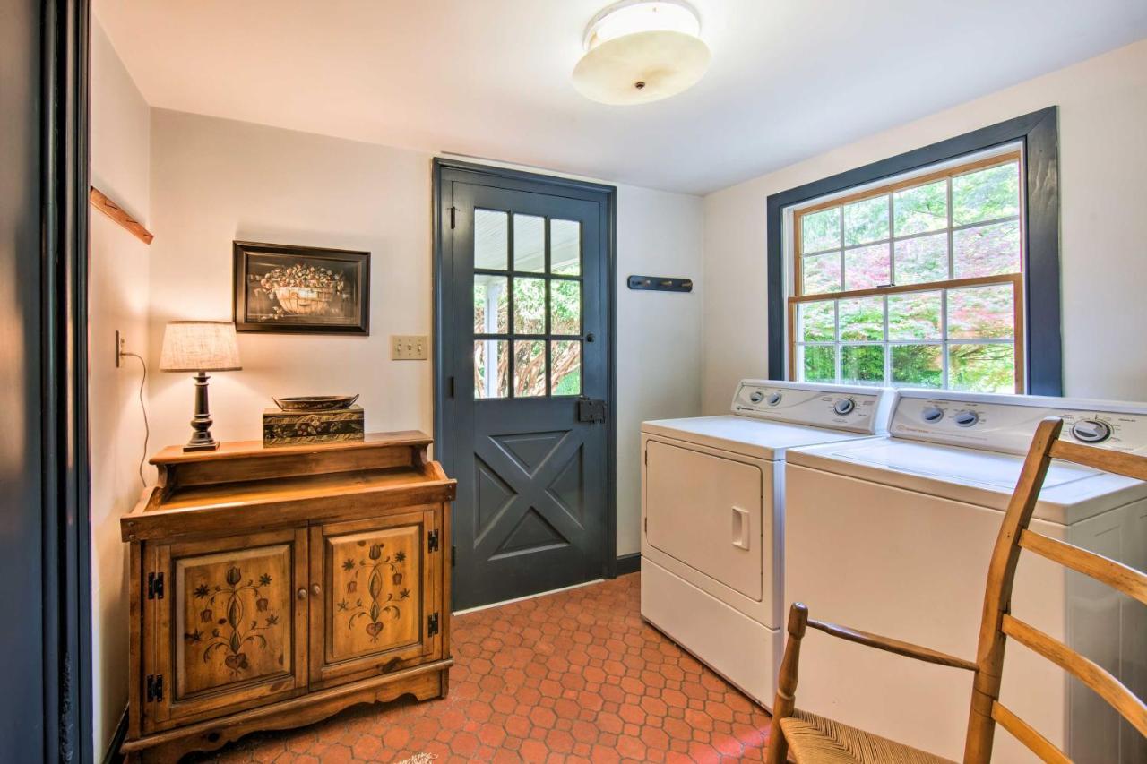 Beautiful Historic House In Amish Country